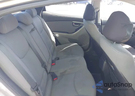 2014 Hyundai Elantra Se z USA, uszkodzony, nr VIN KMHDH4AE9EU083581